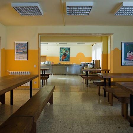 Alberg Escola De Piraguisme De Sort Exterior foto